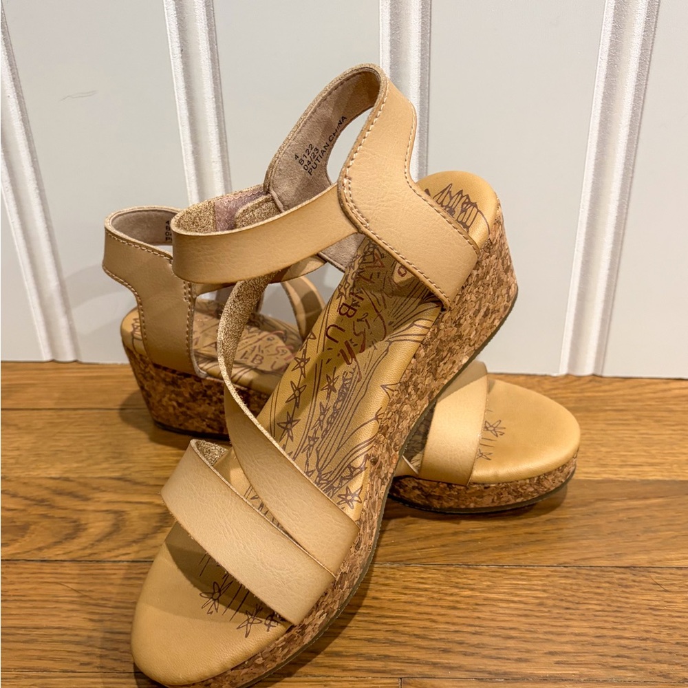 Blowfish Malibu Girls Loverli Blush Wedge Sandals